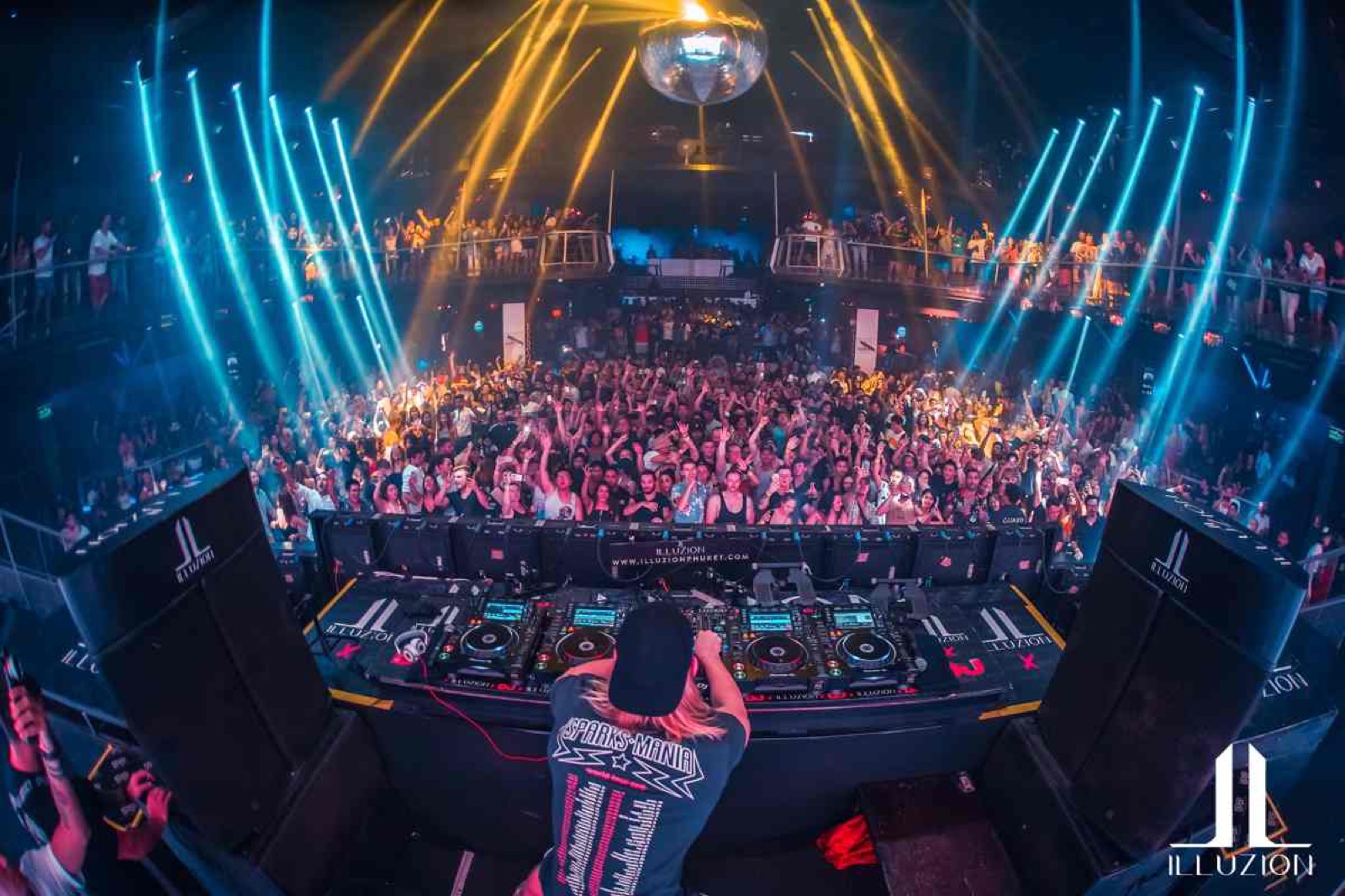 Crowd and lighting inside Illuzion nightclub in Patong, Phuket